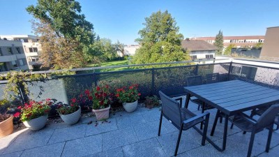 Helle Penthouse-Wohnung mit großer Dachterrasse