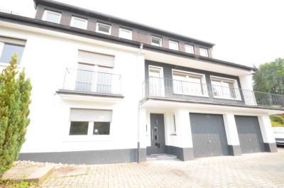 Großzügige schöne 4-Zimmer Wohnung mit Garage in Gummersbach