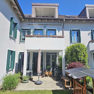 Charmante & neuwertige EG-Wohnung mit Terrasse & Garten & hochwertiger EBK! Barrierefrei!