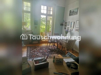 Tauschwohnung: 4-Zimmer-Altbau gegen 2-3-Zimmer mit gr. Küche u. Balkon..