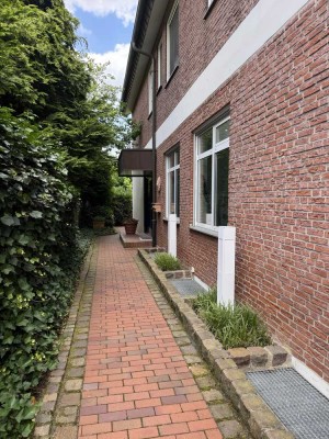 Geschmackvolle 5-Raum-Wohnung mit gehobener Innenausstattung mit Balkon und EBK in Drensteinfurt