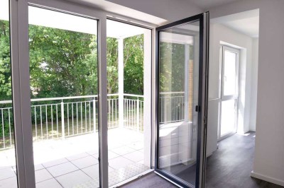 Erstbezug in Bestlage: Stilvoll modernisierte 2-Zimmerwohnung mit großem Südwest-Balkon!