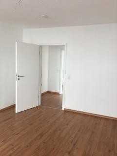 2-Zimmer-Wohnung mit Einbauküche zu vermieten!