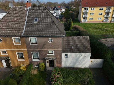 Klassisch gebaut, gut erhalten – Doppelhaushälfte mit Charme und Zukunftspotenzial