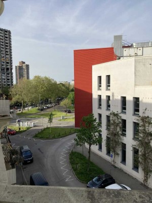 Provisionsfrei ! Stilvoll sanierte Altbauwohnung am Nationaltheater
