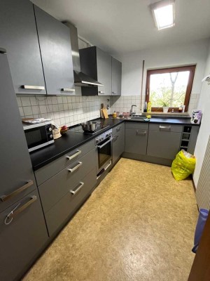 Schöne 2 Zimmer-Wohnung mit Balkon in ruhiger, stadtnaher Lage von Kirchheim