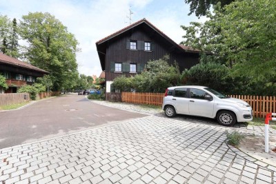 Attraktive 2,5-Zimmerwohnung mit toller Einbauküche und Balkon