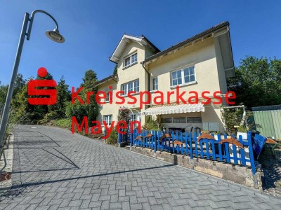 Naturnah leben, vielseitig nutzen: Zweifamilienhaus mit weiterem Potenzial