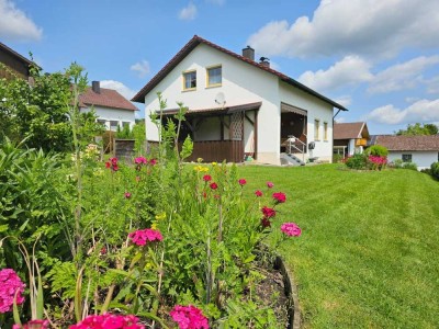 '"...wenn Träume wahr werden"  Dein Eigenheim - ein kleines gepflegtes EFH in ruhiger Siedlungslage