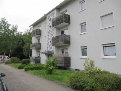 Schöne 2 ZKB mit Balkon und Tageslichtbad in gesuchter Wohnlage in Rastatt