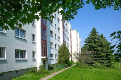 Aktuelle Renovierung einer schönen 3-Zimmer-Wohnung mit Balkon in Dresden-Gorbitz!