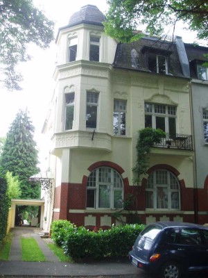 Attraktive 1-Zimmer-Wohnung mit Einbauküche und Terrasse in Top Lage