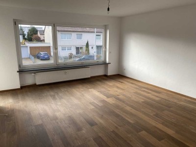 Freundliche 4-Raum-Wohnung mit EBK und Balkon in Dornstadt