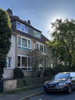 Viel Platz + viele Möglichkeiten : 3 Fam. Haus in ruhiger, citynaher Lage  **reduzierter Kaufpreis**