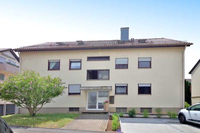 Modernisierte 3-Zimmerwohnung, Balkon mit Gartenzugang und Garage