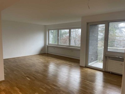 Sanierte 4-Zimmer-Wohnung mit Balkon in ME-Metzkausen