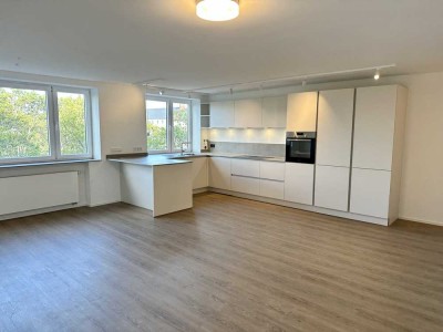 Stilvolle 3-Raum-Wohnung mit lux. Innenausstattung (PRIVAT ohne Makler)