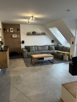 Großzügige 4-Zimmer Wohnung zum Wohlfühlen