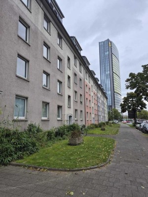 Stilvolle Dachgeschosswohnung in Toplage