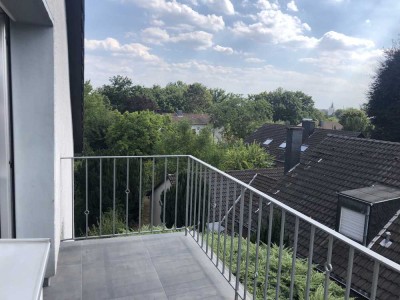 3-Zi-Wohnung mit Balkon & Kellerraum in bevorzugter Wohnlage in Lev.-Opladen
