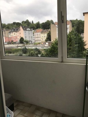 Wohnung in ruhigem Hause, 3ZKDBad / Balkon zu vermieten