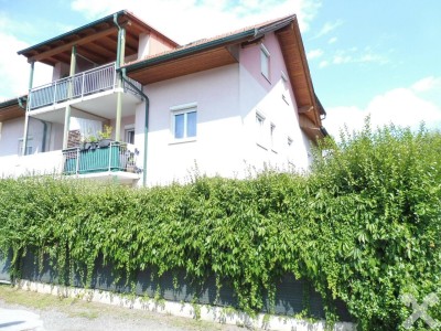 2-ZIMMER-MIETWOHNUNG MIT TERRASSE UND GARTEN