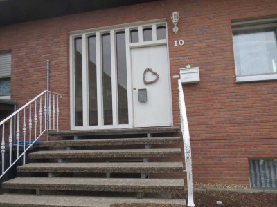 Gepflegtes 6-Zimmer-Einfamilienhaus mit Einbauküche in Langerwehe, Langerwehe