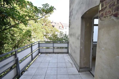 WG geeignet! Großzügig geschnittene 2-Zimmer-Whg in Düsseldorf