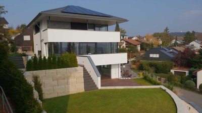 Luxuriöse Wohnung mit großer Terasse & traumhaften Weitblick über Sindelfingen