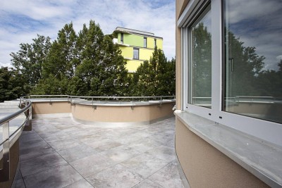 Moderne 3-Zimmer-Wohnung mit Terrasse