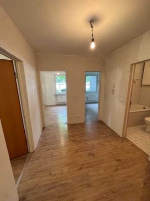 Familienwohnung im Erdgeschoss in ruhiger Lage..