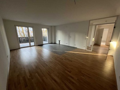 - RESERVIERT - / 3-Zimmer-Wohnung im 1. OG mit Balkon und Blick ins Grüne!