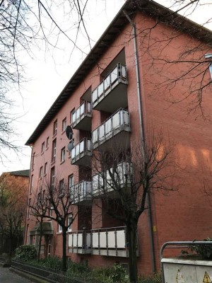 WUNDER SCHÖNE WOHNUNG IM HERZEN MÜLHEIM NÄHE RHEIN!!!