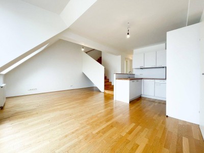 TRAUMHAFTE DACHGESCHOßWOHNUNG! 4-Zimmerwohnung im 10.Wiener Gemeindebezirk zu verkaufen | MAISONETTEWOHNUNG