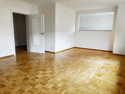Großzügig - Komfortabel - Ansprechend !     Wohnung mit 2-Zimmern und 2 Balkonen