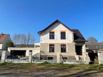 Stillvolles, saniertes und modernisiertes EFH im Rohbau zur Fertigstellung