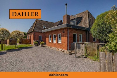 Gepflegtes Einfamilienhaus mit Einliegerwohnung und eigenem Deichzugang