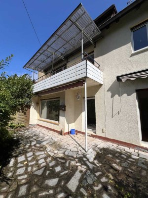 Gepflegte Terrassenwohnung in ruhiger Lage