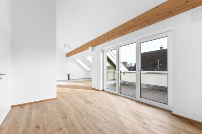 Exklusive Dachgeschosswohnung mit ca. 4m Deckenhöhe im Herzen des Unterallgäus - in Erkheim
