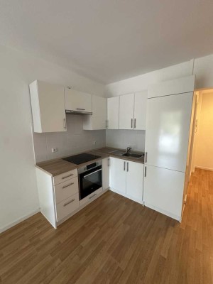 NEU | 2-Zimmerwohnung in Teltow-Fläming (Kreis), Blankenfelde-Mahlow