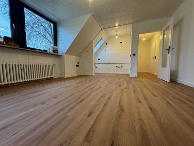 Modernes 2-Zimmer Wohlfühl-Zuhause im ruhig gelegenen Dachgeschoss