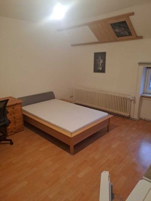 365.0 € - 22.0 m² - 1.0 Zi.