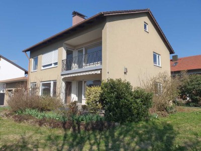 Großzügig geschnittenes Einfamilienhaus in begehrter ruhiger Lage zu verkaufen
