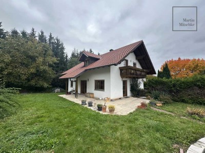 *** Einfamilienhaus mit großem Garten ***