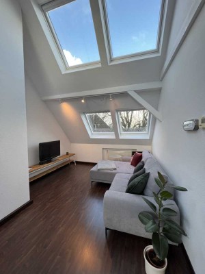 Möblierte stylische Dachgeschosswohnung in Rü - all inklusive