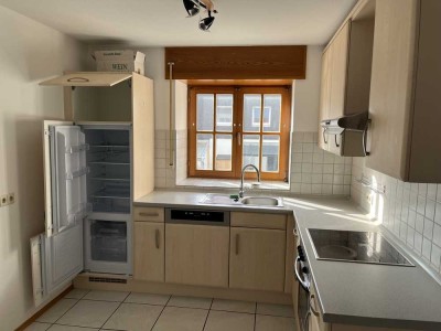 Helle 2 Zi. Whg., TL-Bad W/D, EBK, Balkon