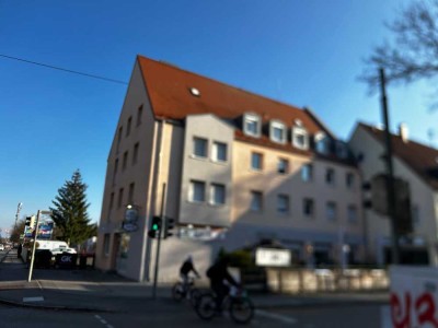 Helle 2-Zimmer Wohnung im 3. OG in Augsburg-Bärenkeller