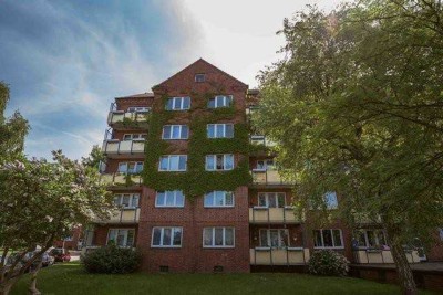 Wo das Leben so spielt - schöne 2-Zimmer-Wohnung mit Balkon