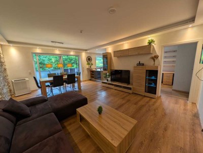 Möblierte 4-Zi. Wohnung, EBK, Balkon, Klima, Whirlpoolwanne