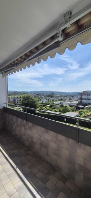 Helle 3-Zimmer-Wohnung mit Balkon, Einbauküche & Stellplatz – sofort verfügbar!